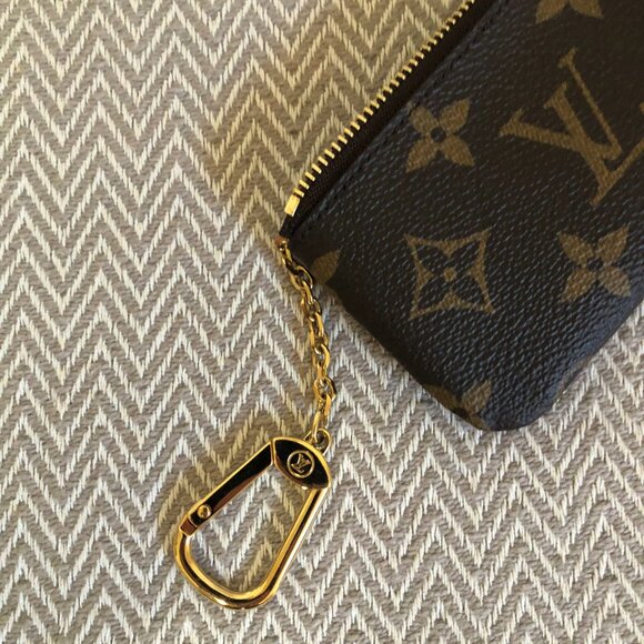 Louis Vuitton Key Pouch Vittonite - Picture 3 of 3